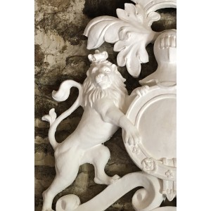 Heraldic Lion Crest 