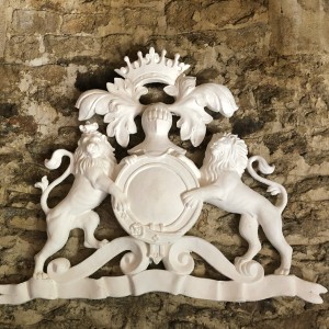 Cartouches  & Heraldry (7)