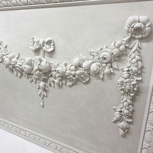 Swags, Husks & Garlands (6)